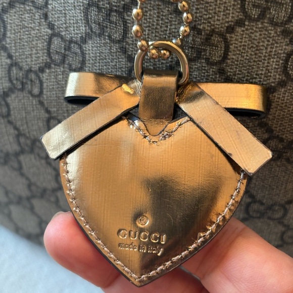 Gucci limited edition Joy Boston Women's Brown and Gold Heart Pattern Bag - Picture 12 of 16
